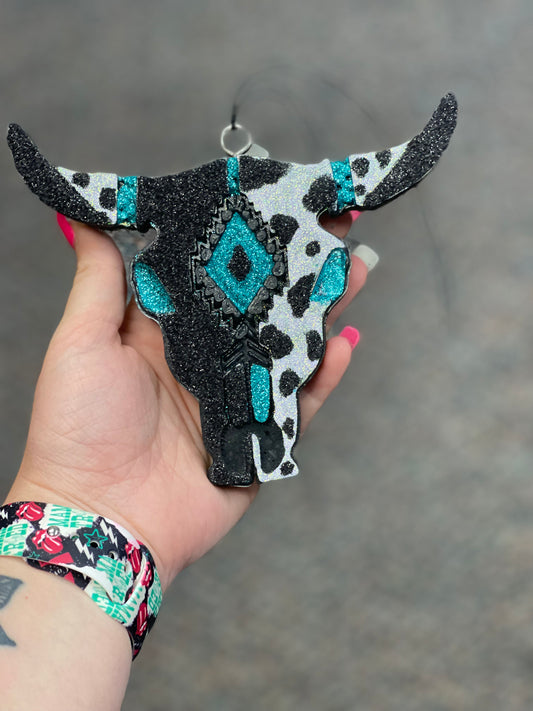 Cow-print/Turquoise Aztec Bullskull Freshies