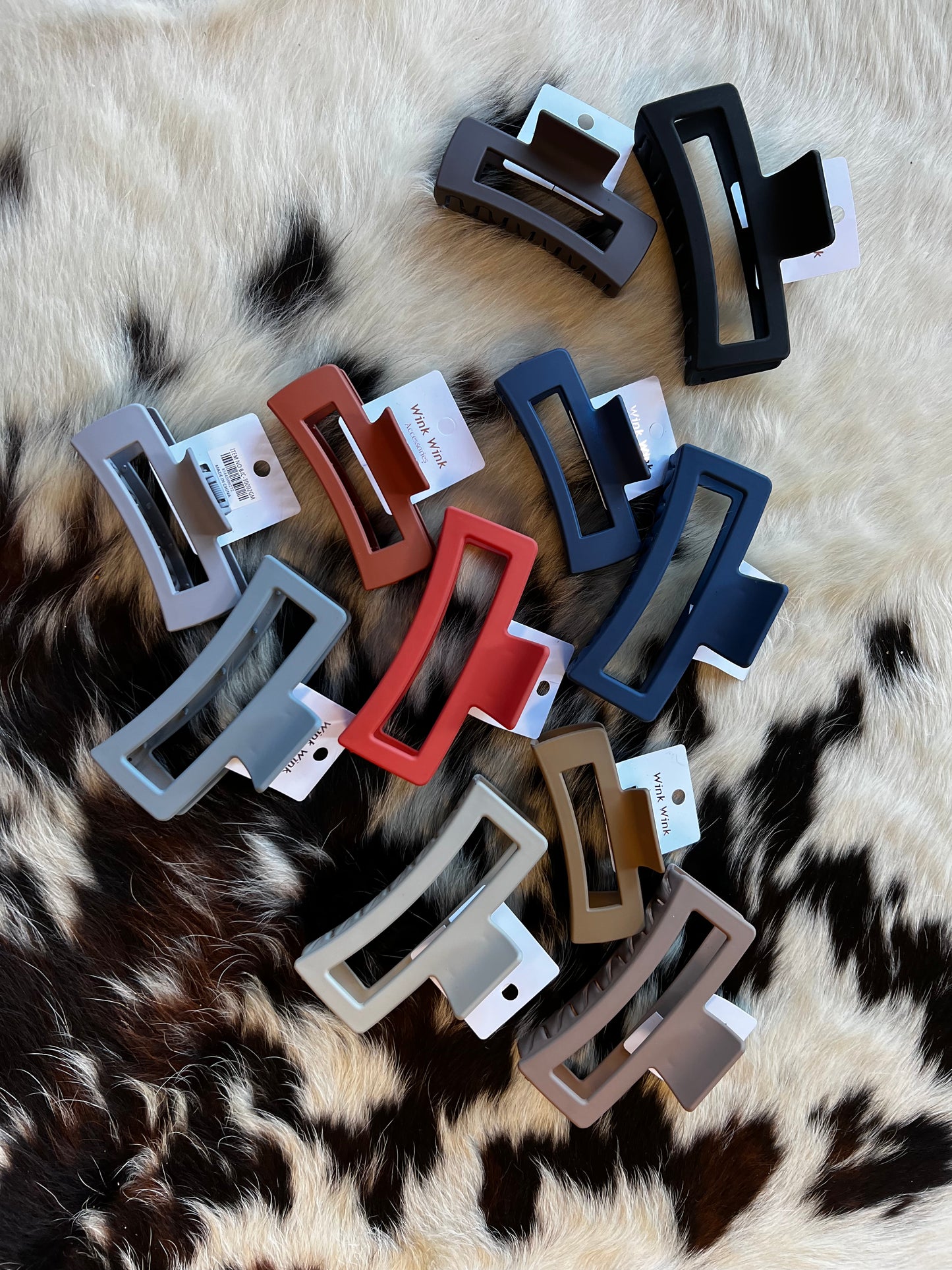 Real Cowhide Claw Clips - Bullskull/Aztec