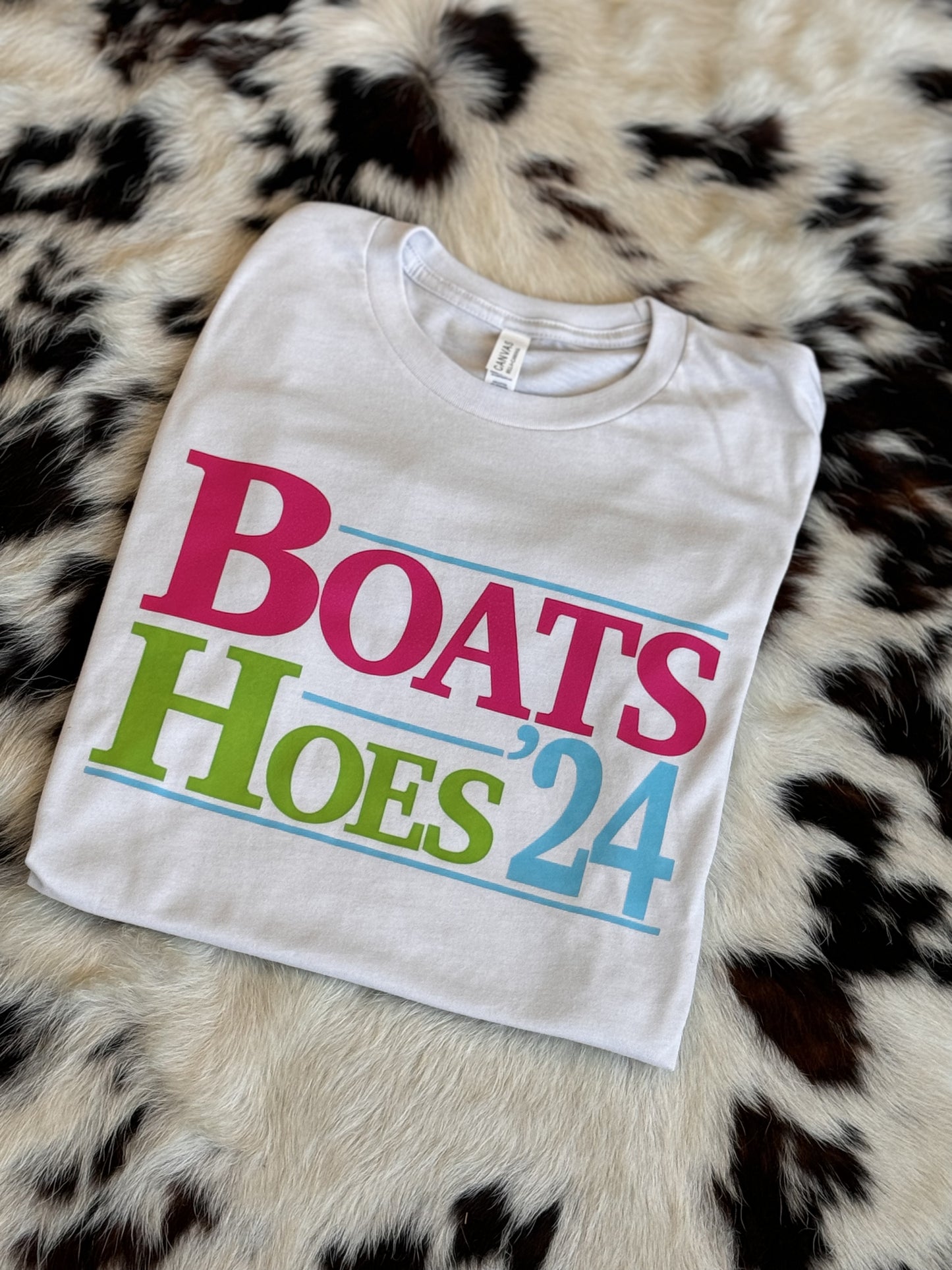 Boats Hoes Tee